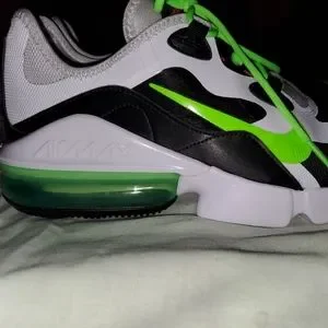 Nike Air Max Infiniti Neon green/black, Men\'s 8.5 Nike | Shoes | Nike Air Max Infiniti Neon Greenblack Mens 85  main image 3